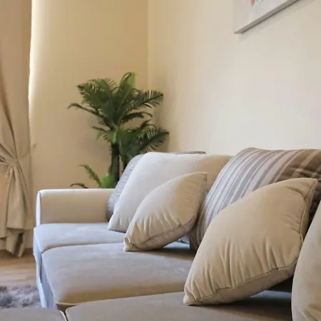 Aparthotel Aphrodite 4*